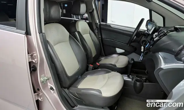 Chevrolet Spark 2011 1.0 автомат (гидро), миниатюра 10
