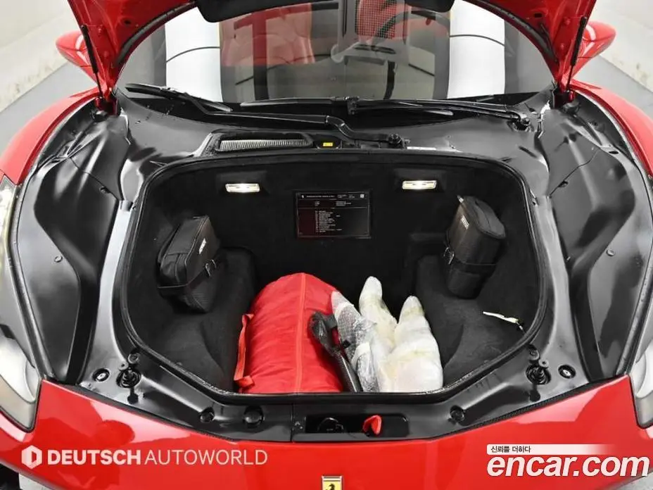 Ferrari 488 2019 3.9 автомат (гидро), фото 18