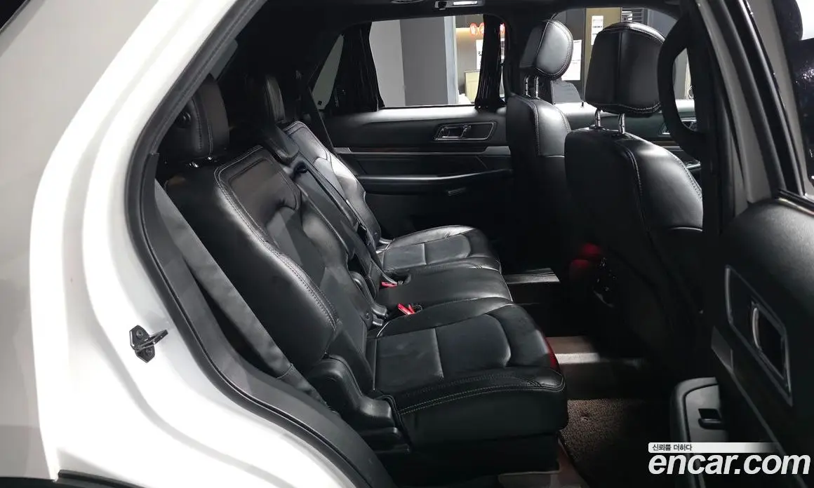 Ford Explorer 2016 2.3 автомат (гидро), фото 12 Ford Explorer 2016 2.3 автомат (гидро), фото 12