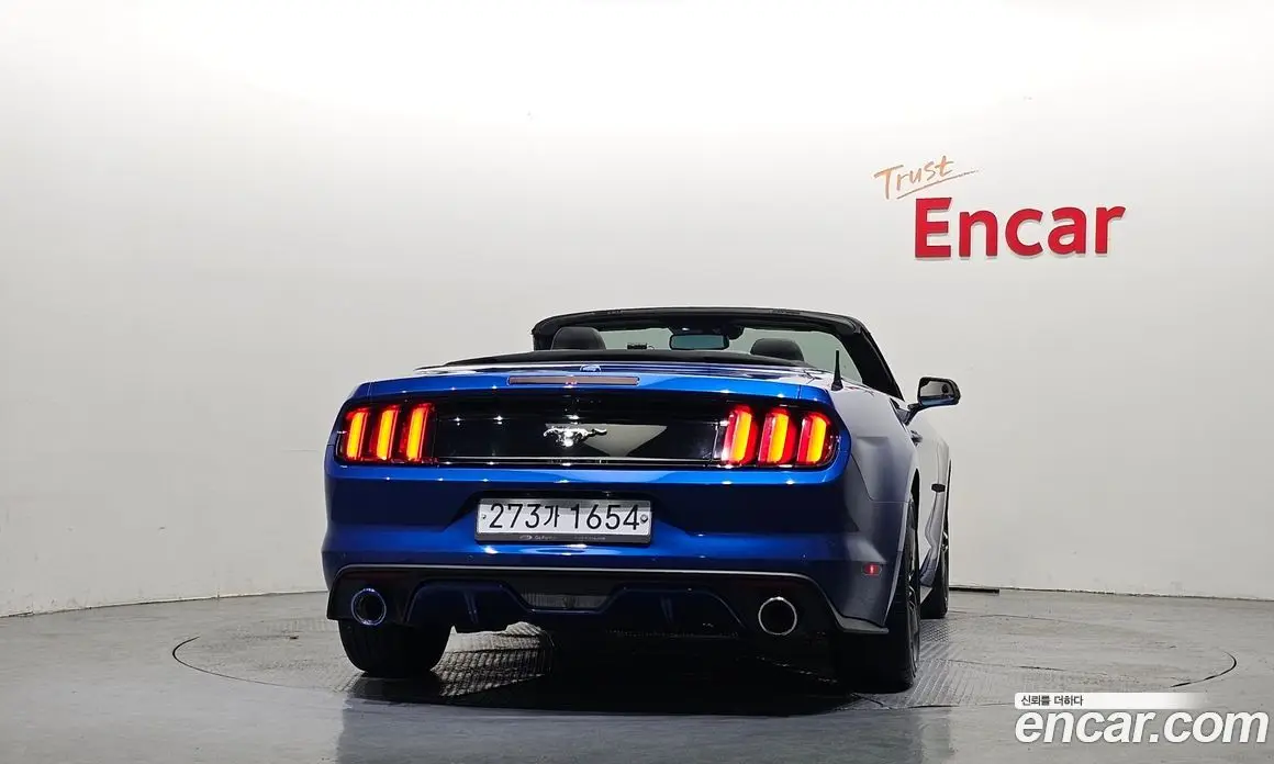 Ford Mustang 2017 2.3 автомат (гидро), фото 4 Ford Mustang 2017 2.3 автомат (гидро), фото 4