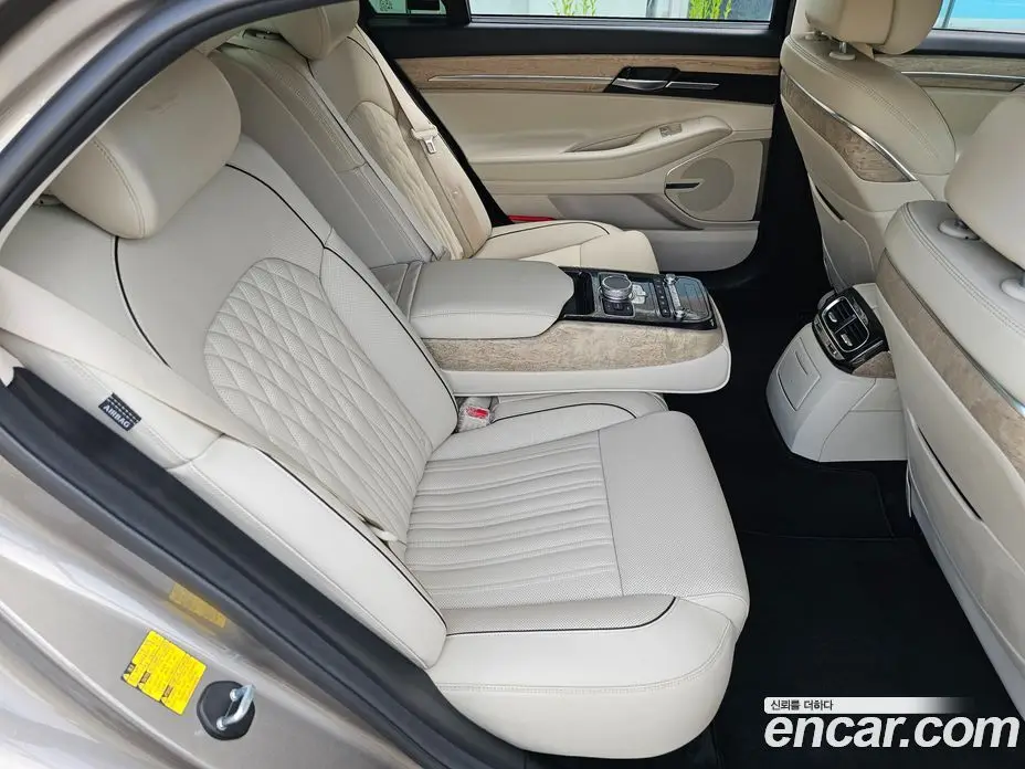 Genesis G90 2021 3.8 автомат (гидро), фото 1 Genesis G90 2021 3.8 автомат (гидро), фото 1