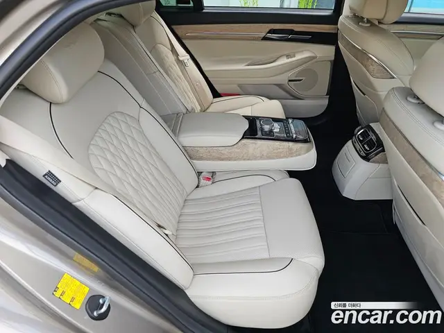 Genesis G90, 2021, 82 000 км