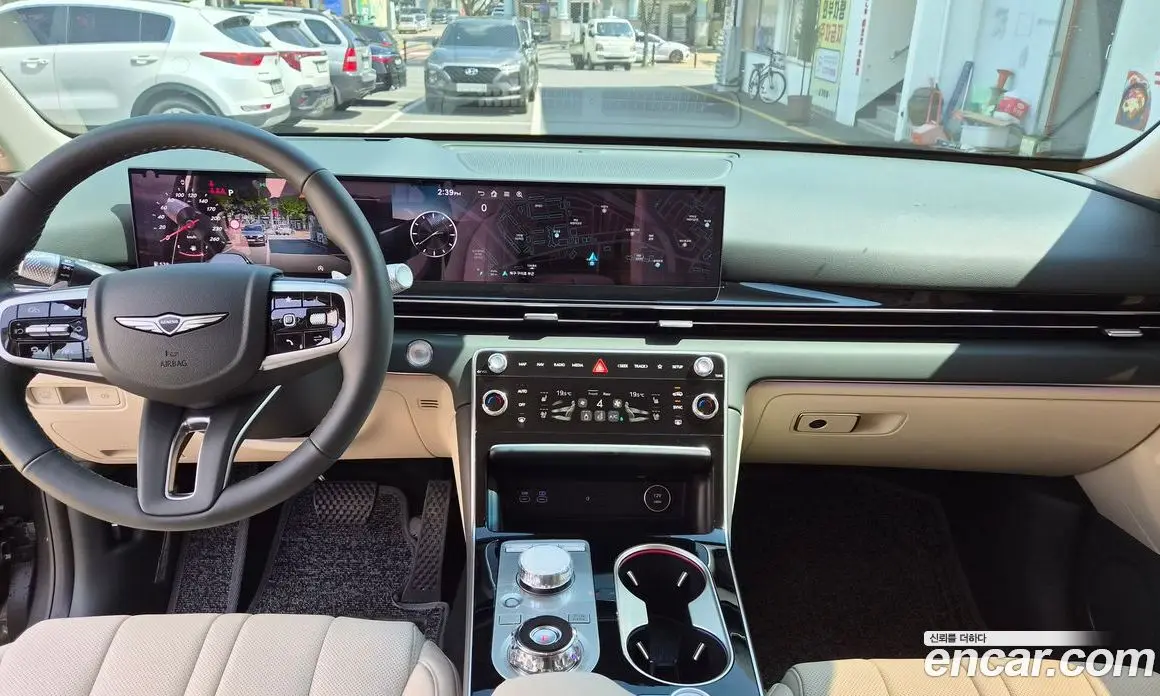 Genesis GV80 2026 2.5 автомат (гидро), фото 7 Genesis GV80 2026 2.5 автомат (гидро), фото 7