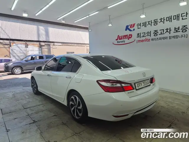 Honda Accord 2017 2.4 автомат (гидро), миниатюра 3 Honda Accord 2017 2.4 автомат (гидро), миниатюра 3