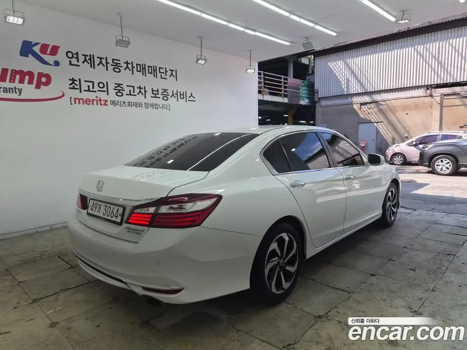 Honda Accord 2017 2.4 автомат (гидро), фото 5 Honda Accord 2017 2.4 автомат (гидро), фото 5