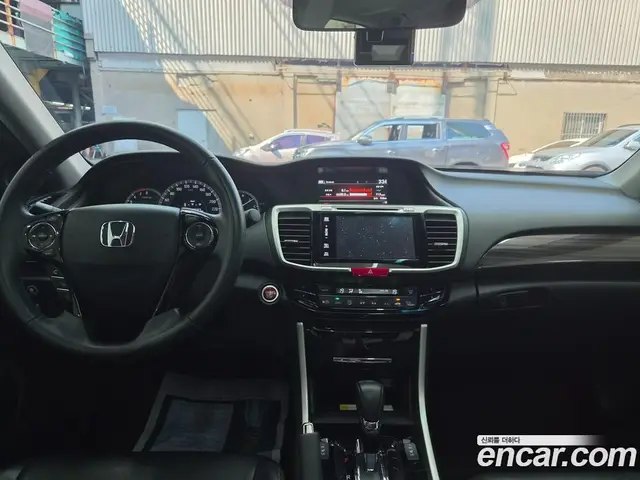 Honda Accord 2017 2.4 автомат (гидро), миниатюра 7 Honda Accord 2017 2.4 автомат (гидро), миниатюра 7