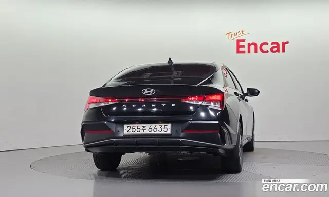 Hyundai Avante 2024 1.6 автомат (гидро), миниатюра 4 Hyundai Avante 2024 1.6 автомат (гидро), миниатюра 4