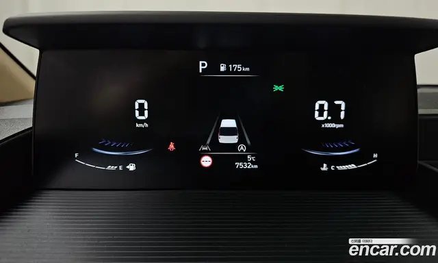 Hyundai Staria 2023 2.2 автомат (гидро), миниатюра 8 Hyundai Staria 2023 2.2 автомат (гидро), миниатюра 8