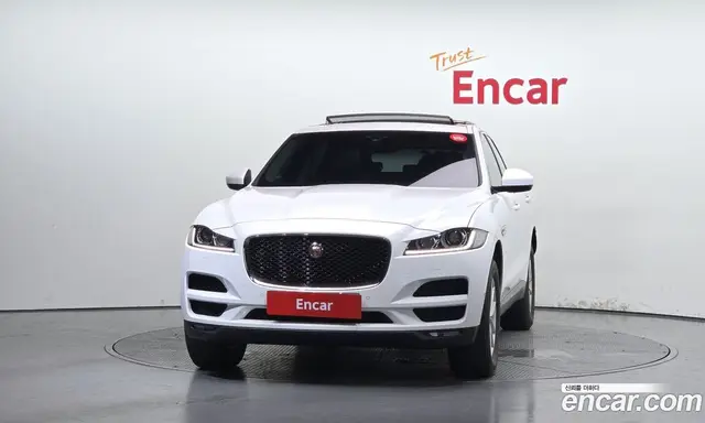 Jaguar F-Pace 2016 2.0 автомат (гидро), миниатюра 3 Jaguar F-Pace 2016 2.0 автомат (гидро), миниатюра 3