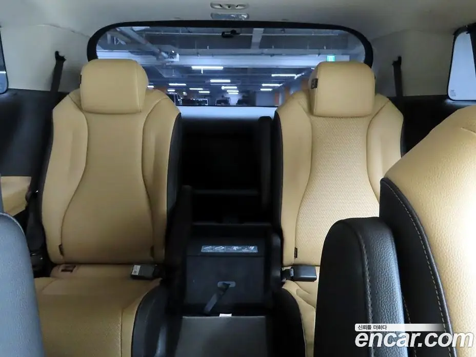 Kia Carnival 2022 3.5 автомат (гидро), фото 14 Kia Carnival 2022 3.5 автомат (гидро), фото 14