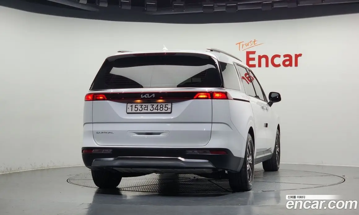 Kia Carnival 2022 2.2 автомат (гидро), фото 4 Kia Carnival 2022 2.2 автомат (гидро), фото 4