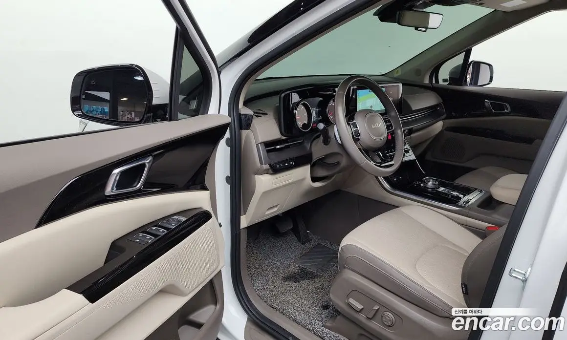 Kia Carnival 2022 2.2 автомат (гидро), фото 10 Kia Carnival 2022 2.2 автомат (гидро), фото 10