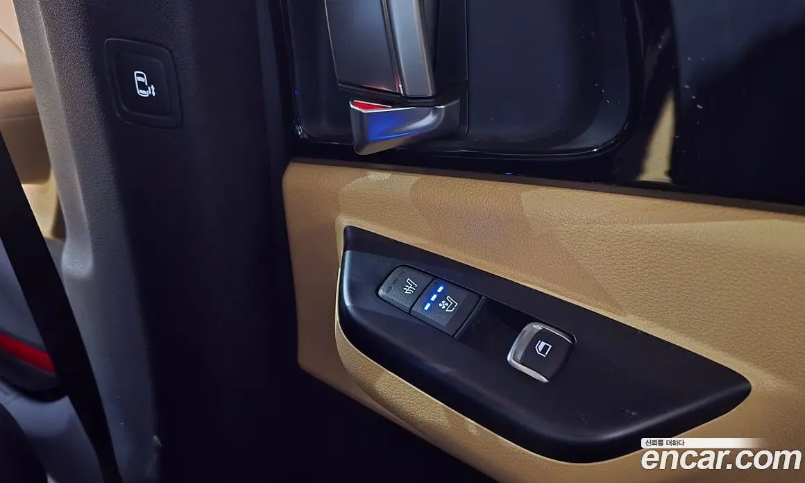 Kia Carnival 2022 2.2 автомат (гидро), фото 17