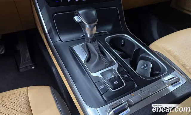 Kia Carnival 2022 2.2 автомат (гидро), миниатюра 9