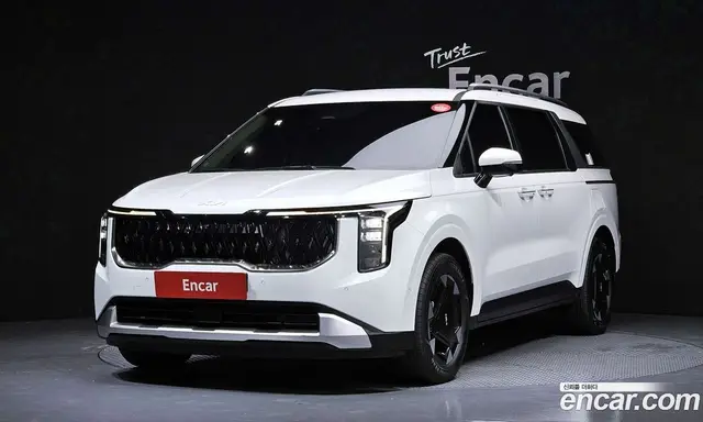 Kia Carnival, 2025, 10 460 км