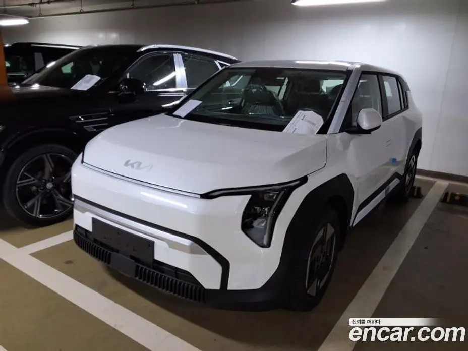 Kia EV3 2026 автомат (гидро), фото 1 Kia EV3 2026 автомат (гидро), фото 1