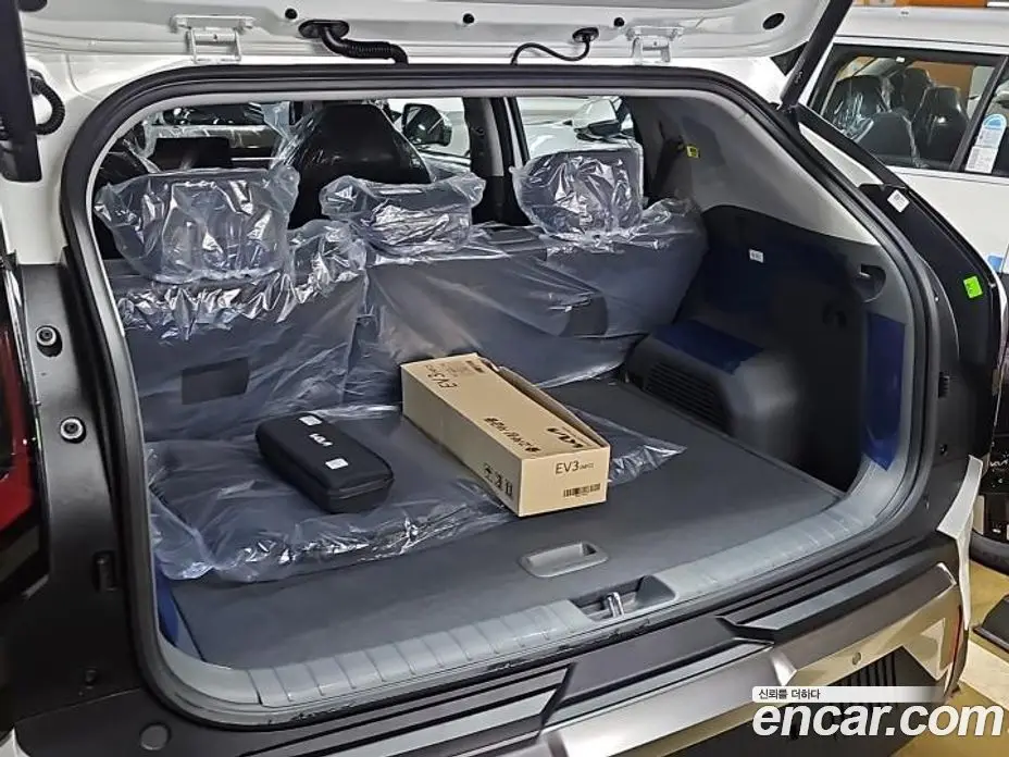 Kia EV3 2026 автомат (гидро), фото 13 Kia EV3 2026 автомат (гидро), фото 13