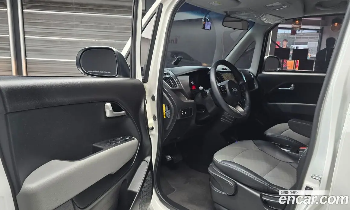Kia Ray 2018 1.0 автомат (гидро), фото 10