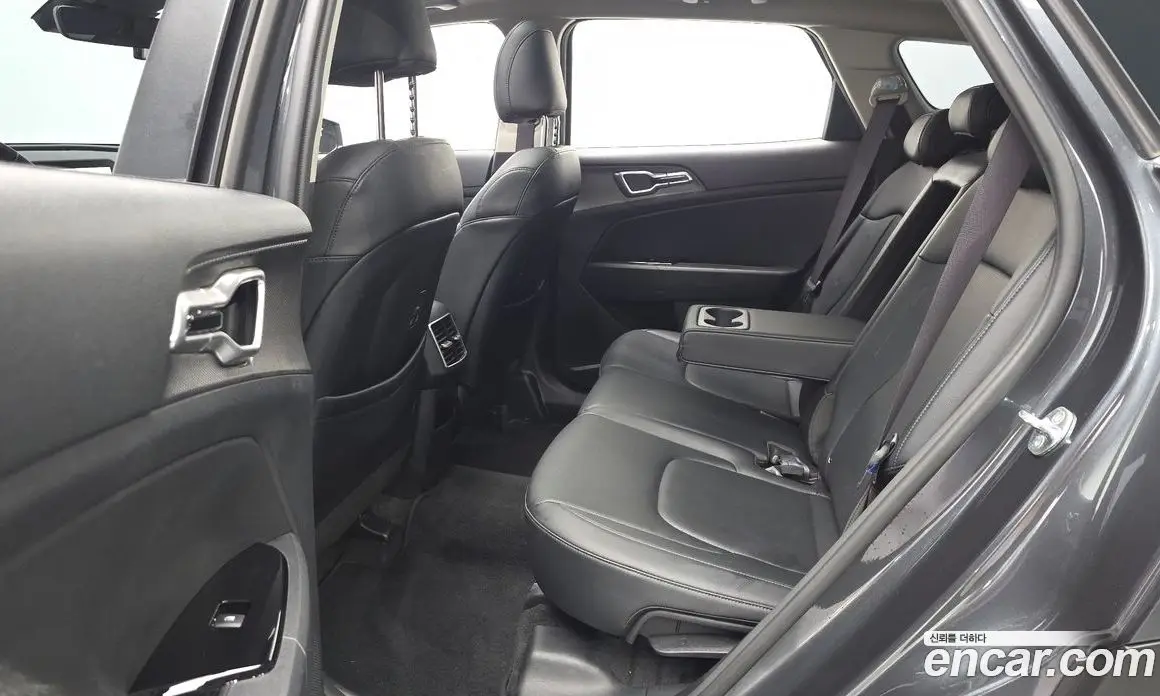 Kia Sportage 2023 2.0 автомат (гидро), фото 12 Kia Sportage 2023 2.0 автомат (гидро), фото 12