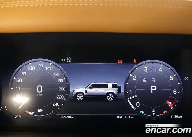 Land Rover Defender 2023 3.0 автомат (гидро), миниатюра 6