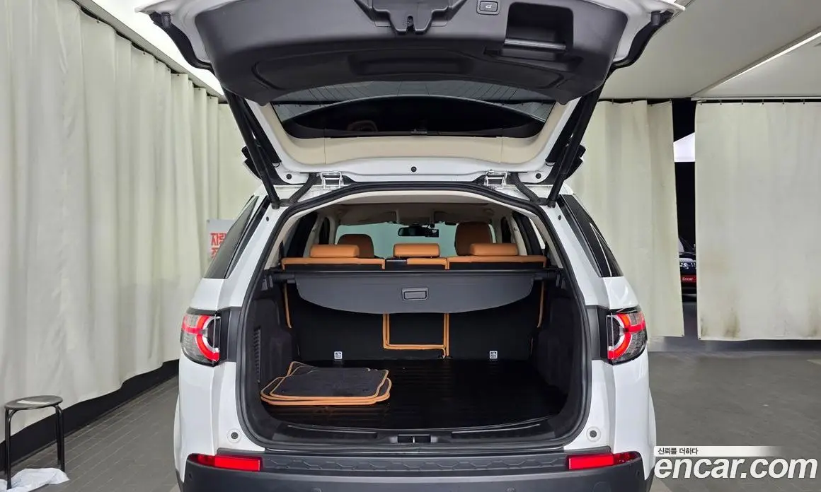 Land Rover Discovery Sport 2018 2.0 автомат (гидро), фото 20 Land Rover Discovery Sport 2018 2.0 автомат (гидро), фото 20