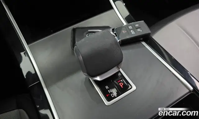Land Rover Range Rover Evoque 2024 2.0 автомат (гидро), миниатюра 9