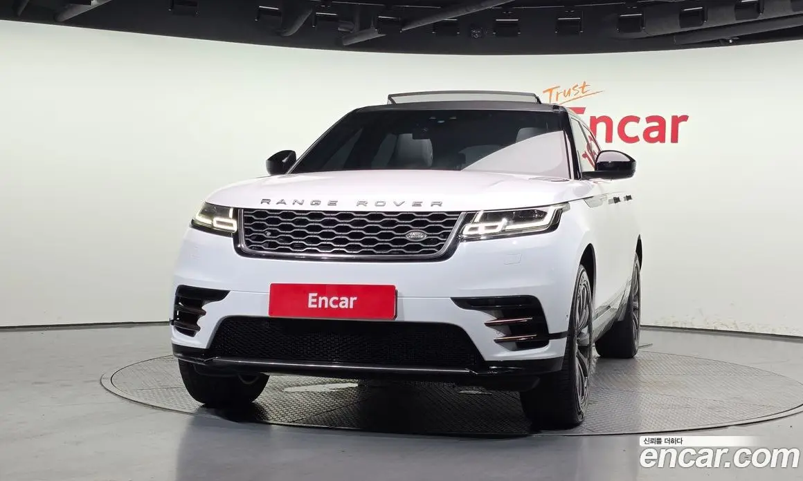 Land Rover Range Rover Velar 2018 2.0 автомат (гидро), фото 3 Land Rover Range Rover Velar 2018 2.0 автомат (гидро), фото 3