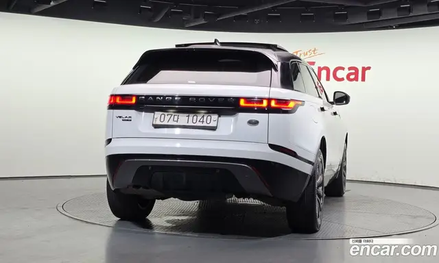 Land Rover Range Rover Velar 2018 2.0 автомат (гидро), миниатюра 4 Land Rover Range Rover Velar 2018 2.0 автомат (гидро), миниатюра 4