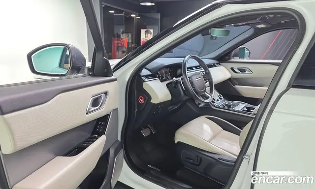 Land Rover Range Rover Velar 2018 2.0 автомат (гидро), миниатюра 10 Land Rover Range Rover Velar 2018 2.0 автомат (гидро), миниатюра 10