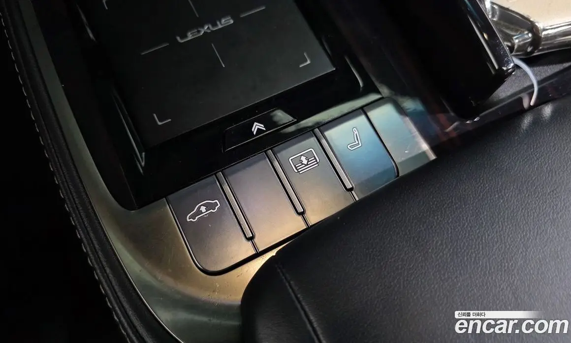 Lexus LS 2019 3.4 автомат (гидро), фото 17 Lexus LS 2019 3.4 автомат (гидро), фото 17