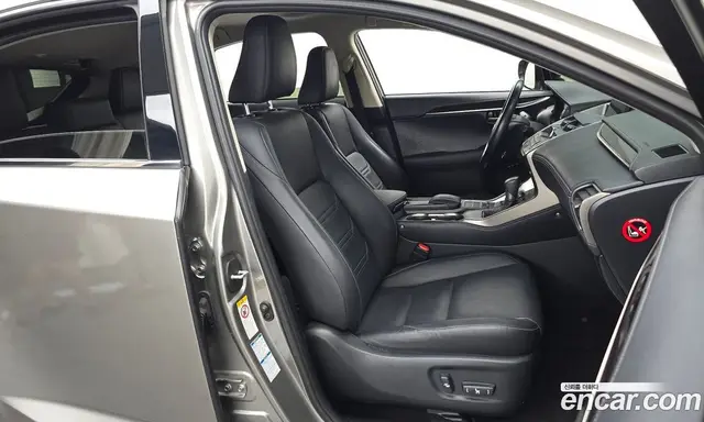 Lexus NX 2015 2.0 автомат (гидро), миниатюра 12