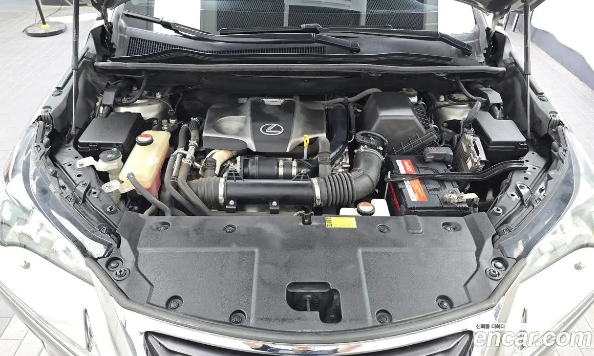 Lexus NX 2015 2.0 автомат (гидро), фото 6