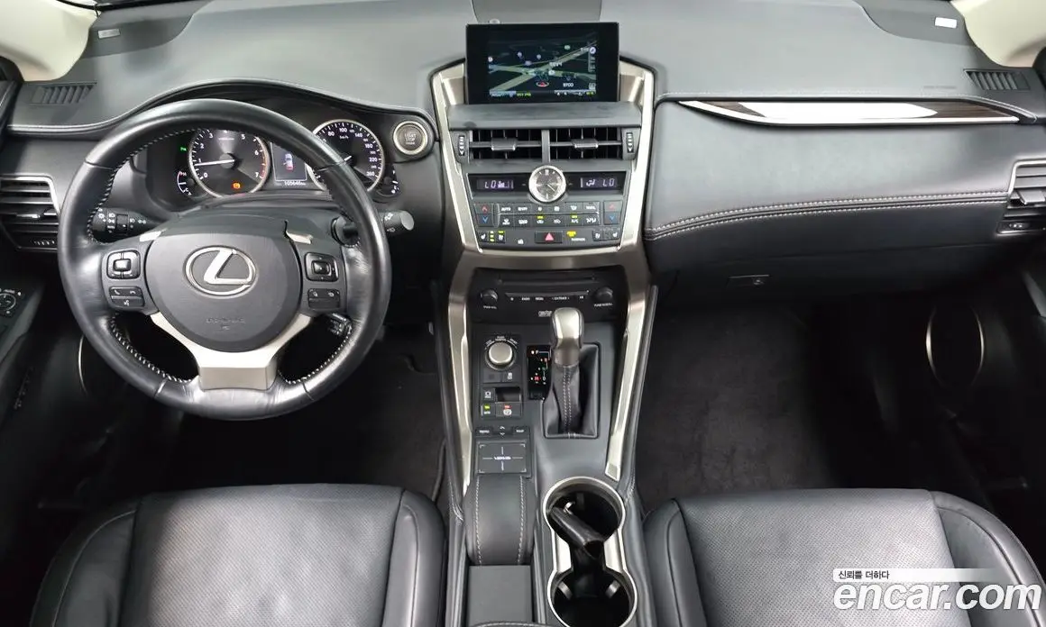 Lexus NX 2015 2.0 автомат (гидро), фото 7