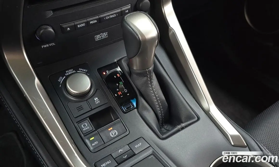 Lexus NX 2015 2.0 автомат (гидро), фото 9
