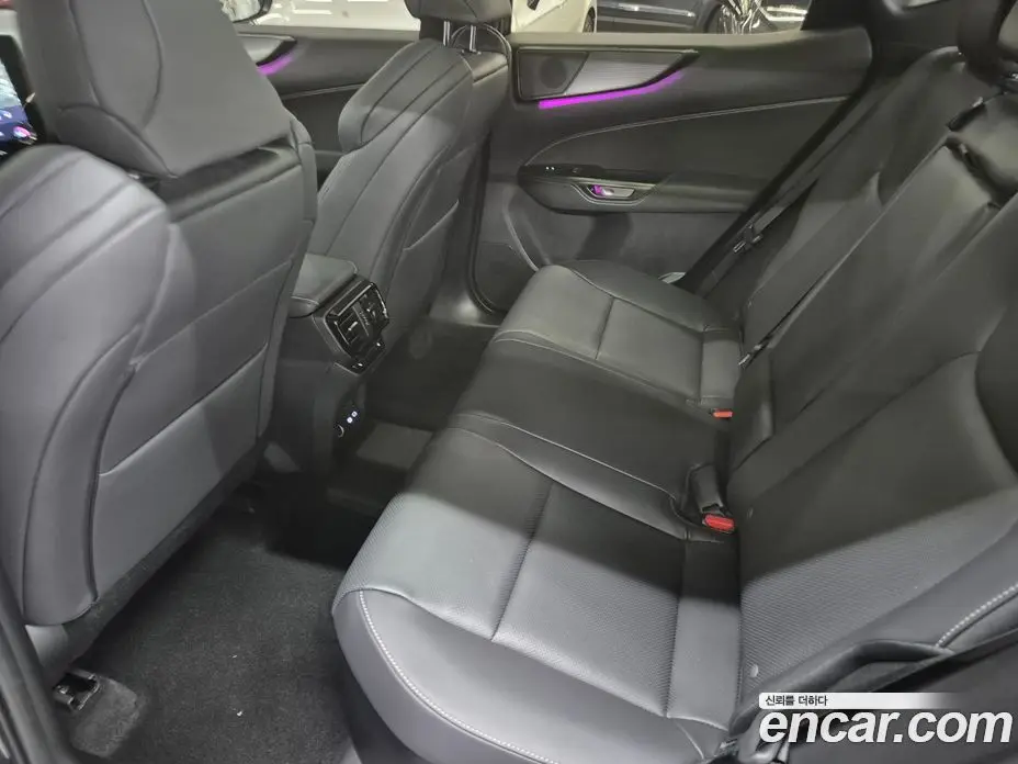 Lexus NX 2025 2.5 автомат (вариатор), фото 11