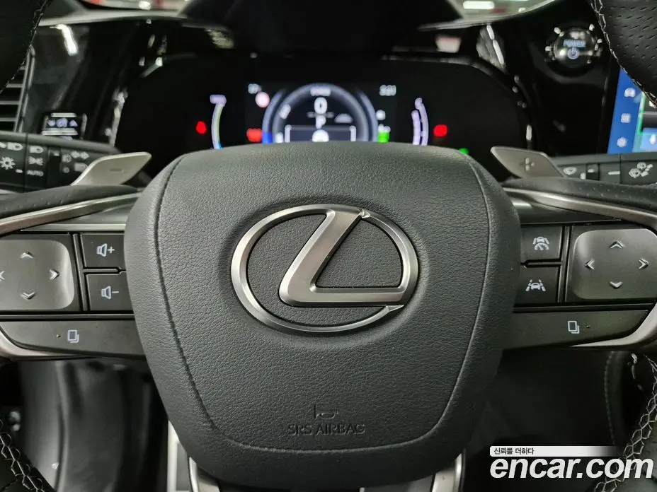 Lexus NX 2025 2.5 автомат (вариатор), фото 18