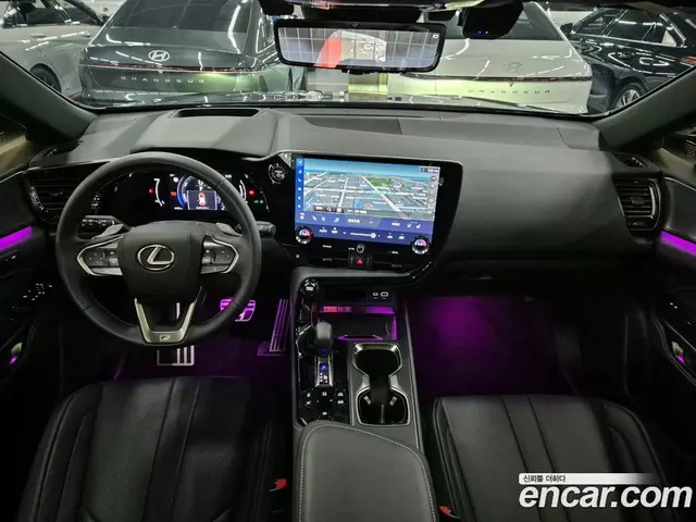 Lexus NX 2025 2.5 автомат (вариатор), миниатюра 7
