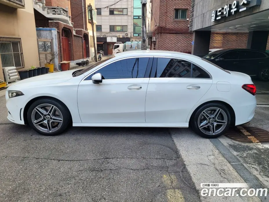 Mercedes-Benz A-Class 2020 2.0 автомат (гидро), фото 1 Mercedes-Benz A-Class 2020 2.0 автомат (гидро), фото 1