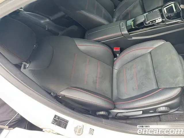 Mercedes-Benz A-Class 2020 2.0 автомат (гидро), миниатюра 7 Mercedes-Benz A-Class 2020 2.0 автомат (гидро), миниатюра 7