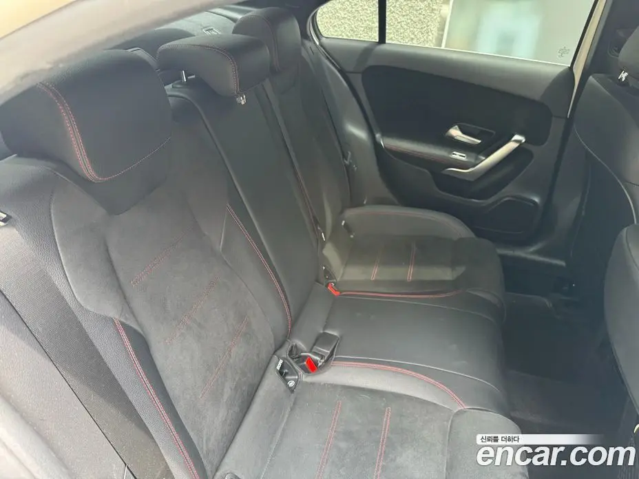 Mercedes-Benz A-Class 2020 2.0 автомат (гидро), фото 9 Mercedes-Benz A-Class 2020 2.0 автомат (гидро), фото 9
