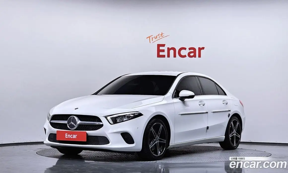 Mercedes-Benz A-Class 2020 2.0 автомат (гидро), фото 1 Mercedes-Benz A-Class 2020 2.0 автомат (гидро), фото 1