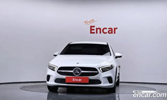 Mercedes-Benz A-Class 2020 2.0 автомат (гидро), миниатюра 3 Mercedes-Benz A-Class 2020 2.0 автомат (гидро), миниатюра 3