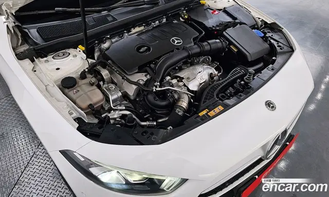 Mercedes-Benz A-Class 2020 2.0 автомат (гидро), миниатюра 6 Mercedes-Benz A-Class 2020 2.0 автомат (гидро), миниатюра 6
