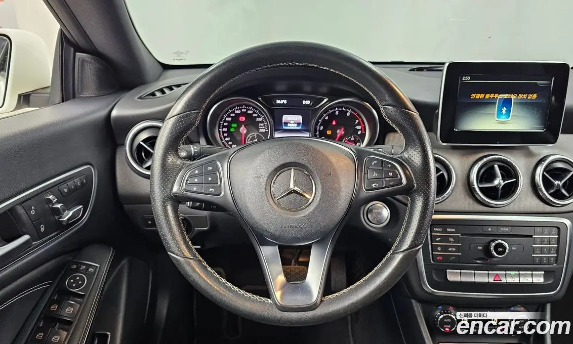 Mercedes-Benz CLA-Class 2017 2.0 автомат (гидро), фото 13 Mercedes-Benz CLA-Class 2017 2.0 автомат (гидро), фото 13