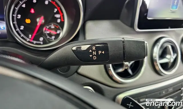 Mercedes-Benz CLA-Class 2017 2.0 автомат (гидро), миниатюра 9 Mercedes-Benz CLA-Class 2017 2.0 автомат (гидро), миниатюра 9