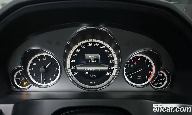 Mercedes-Benz E-Class 2013 3.5 автомат (гидро), миниатюра 8 Mercedes-Benz E-Class 2013 3.5 автомат (гидро), миниатюра 8