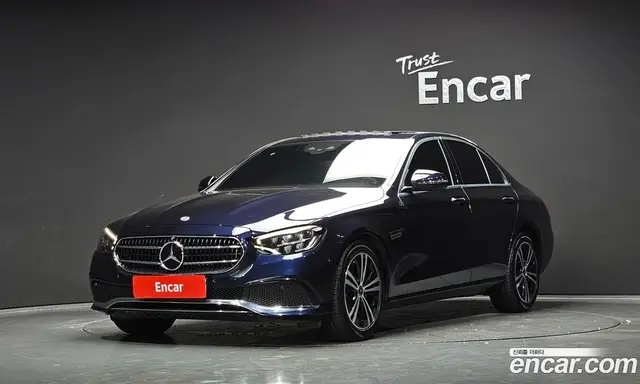 Mercedes-Benz E-Class, 2022, 68 505 км