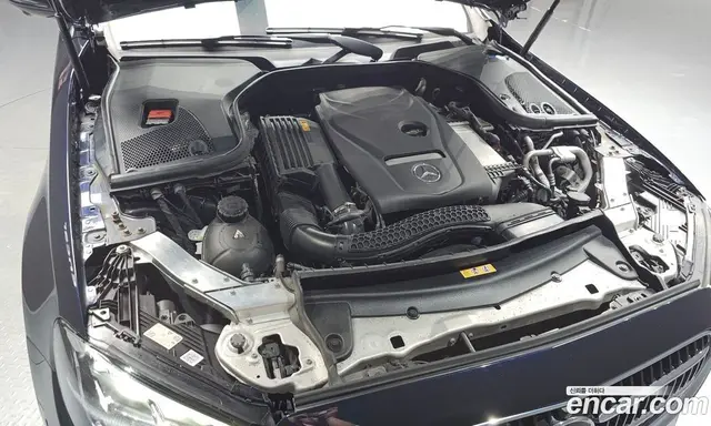 Mercedes-Benz E-Class 2022 2.0 автомат (гидро), миниатюра 6