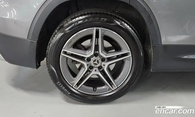 Mercedes-Benz GLB-Class 2022 2.0 автомат (гидро), миниатюра 5 Mercedes-Benz GLB-Class 2022 2.0 автомат (гидро), миниатюра 5