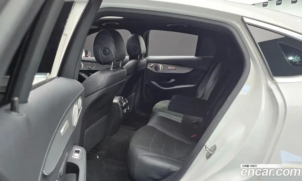 Mercedes-Benz GLC-Class 2019 2.0 автомат (гидро), фото 12 Mercedes-Benz GLC-Class 2019 2.0 автомат (гидро), фото 12